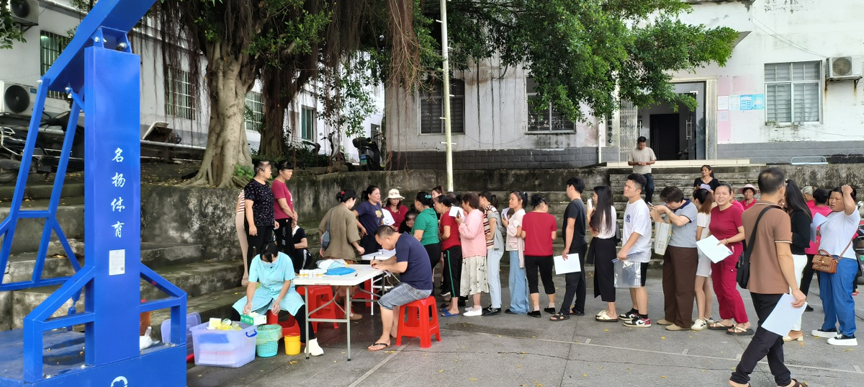 健康體檢“送上門”，江口鄉(xiāng)守護(hù)群眾飲食安全